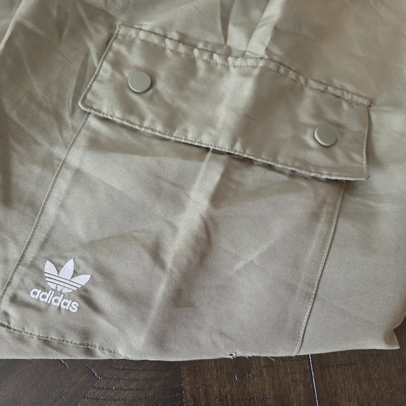 Adidas Originals Women's Woven Cargo Pants - Olive Strata XS 4-6 New Dance Loose - Picture 2 of 10
